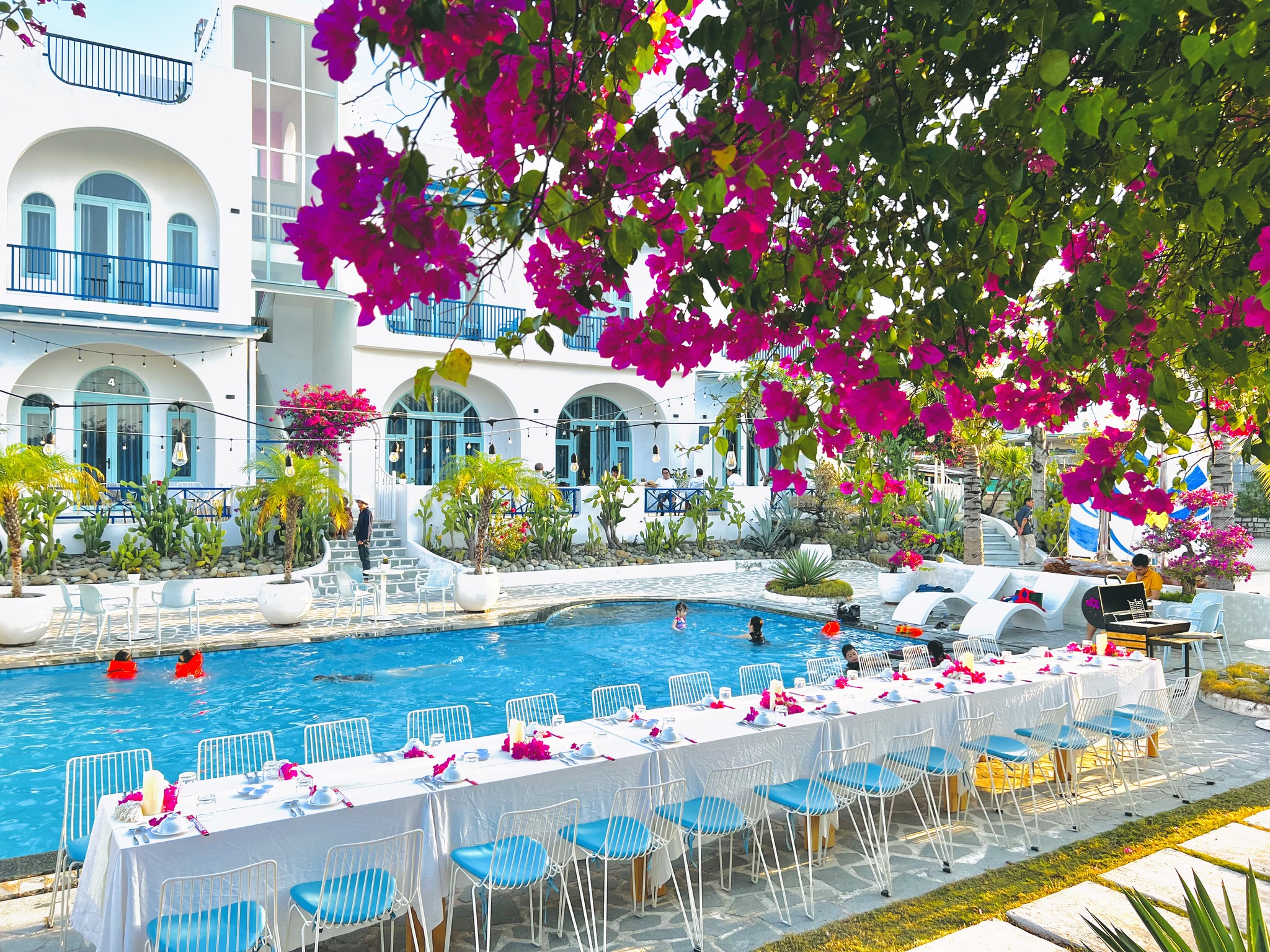 tiệc tối trong tour đầm thủy triều cam ranh