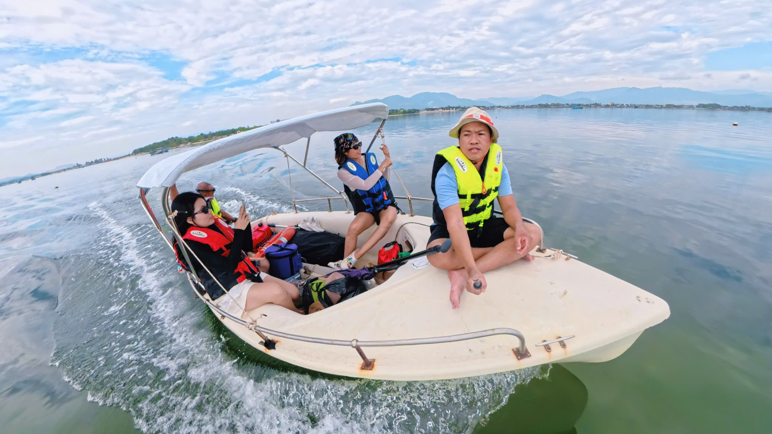 Cam Ranh Boat Trip